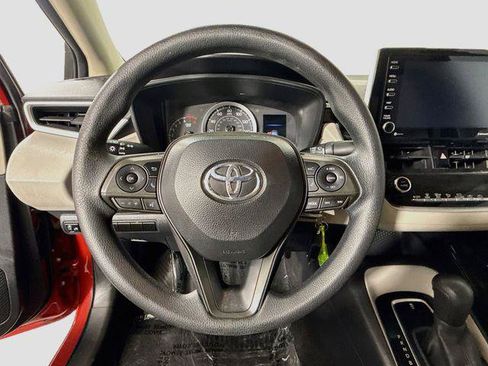 Certified 2021 Toyota Corolla LE FWD image 13