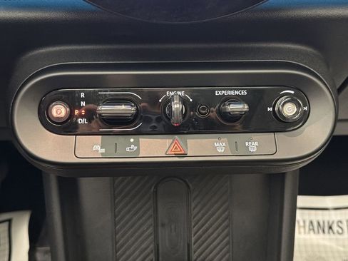 Certified 2025 MINI Cooper S image 21