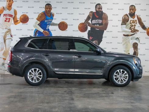 Used 2022 Kia Telluride LX AWD/4WD image 18