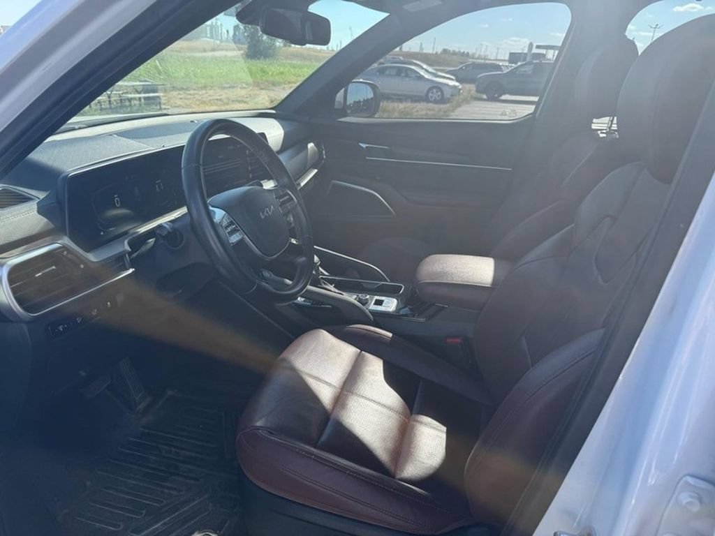 Used 2023 Kia Telluride EX FWD image 3