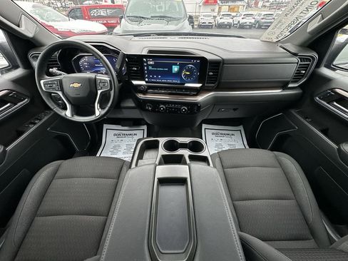 Used 2024 Chevrolet Silverado 1500 LT image 20