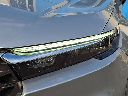 Used 2025 Honda CR-V LX image 9
