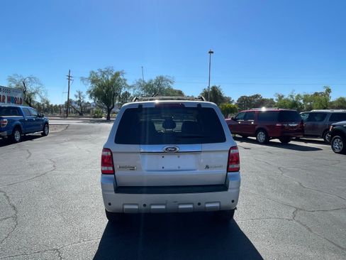 Used 2009 Ford Escape 2WD Hybrid image 4