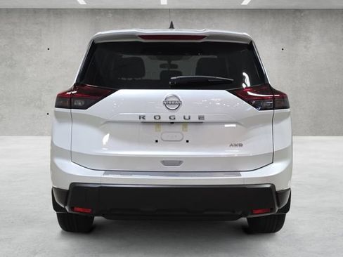 New 2026 Nissan Rogue SV AWD/4WD image 15
