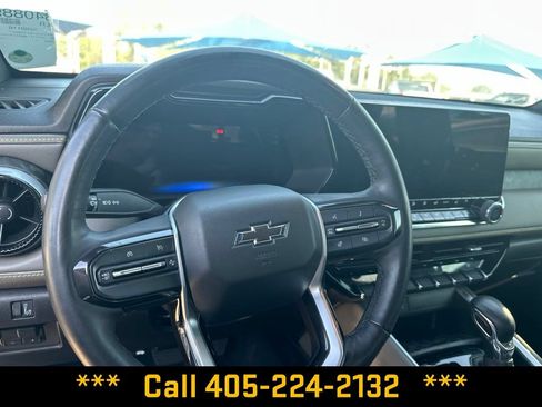 Used 2024 Chevrolet Colorado ZR2 w/ ZR2 Convenience Package III AWD/4WD image 17