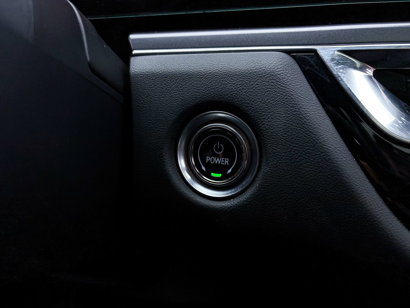 Used 2024 Cadillac Lyriq Tech RWD image 29