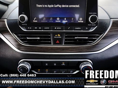 Used 2025 Nissan Altima 2.5 SV image 17