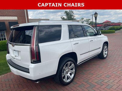 Used 2020 Cadillac Escalade Premium Luxury AWD/4WD image 8