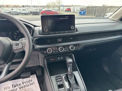 Certified 2025 Honda CR-V EX image 18
