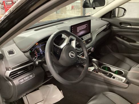 Certified 2023 Nissan Altima 2.5 SR AWD/4WD image 17