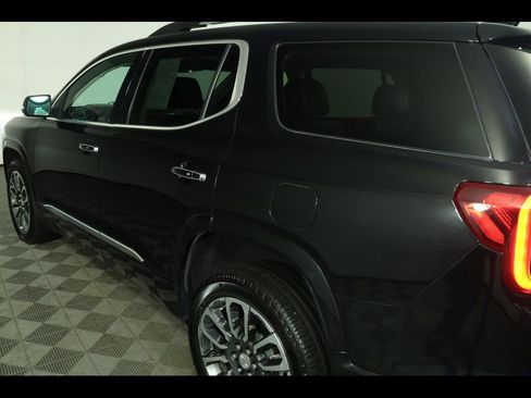 Used 2020 GMC Acadia Denali w/ Technology Package image 19