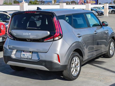 Used 2023 Kia Soul LX w/ Option Group 015 image 9