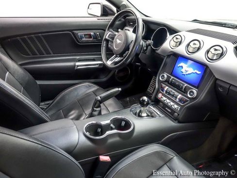 Used 2017 Ford Mustang GT Premium w/ Black Accent Package RWD image 25