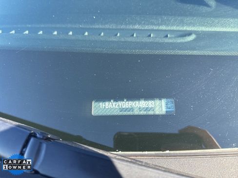 Used 2023 Ford Transit 350 XLT image 10