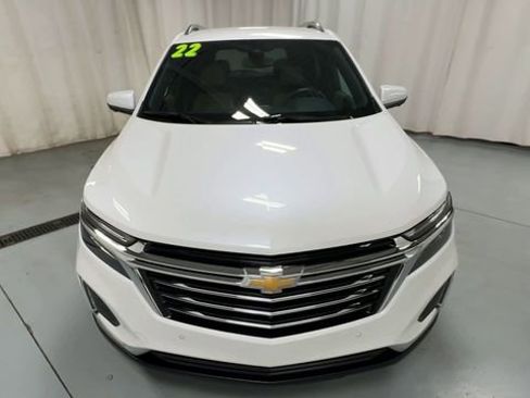 Used 2022 Chevrolet Equinox Premier AWD/4WD image 3