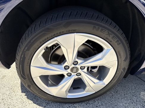 Used 2022 Audi Q5 2.0T Premium Plus image 18