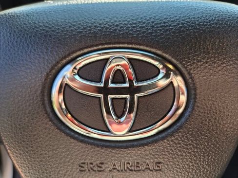Used 2024 Toyota Sienna XSE w/ XSE Plus Package AWD/4WD image 33