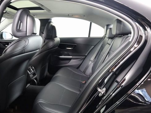Used 2022 Mercedes-Benz C 300 Sedan image 11