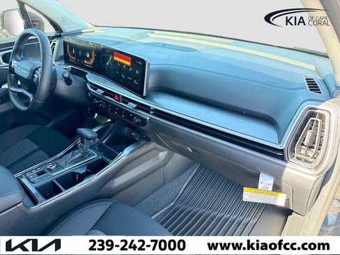 New 2026 Kia Sorento LX image 12