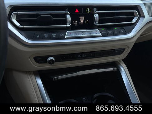 Used 2022 BMW 430i Convertible w/ M Sport Package RWD image 23