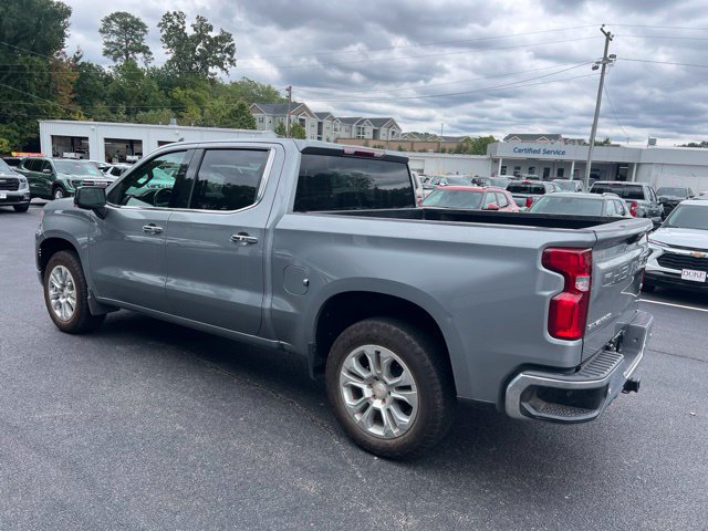 Used 2024 Chevrolet Silverado 1500 LTZ w/ Z71 Off-Road Package AWD/4WD image 18