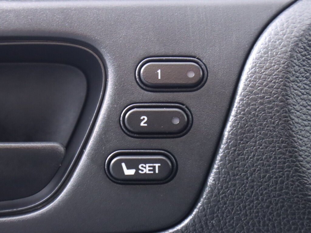 Used 2023 Honda Odyssey EX-L image 30