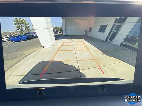 Used 2023 Chevrolet Suburban Premier image 29