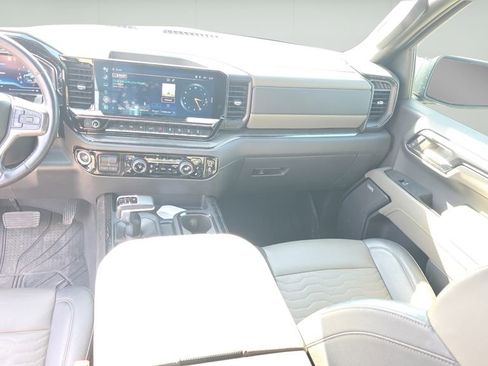 Used 2023 Chevrolet Silverado 1500 ZR2 w/ Technology Package image 14