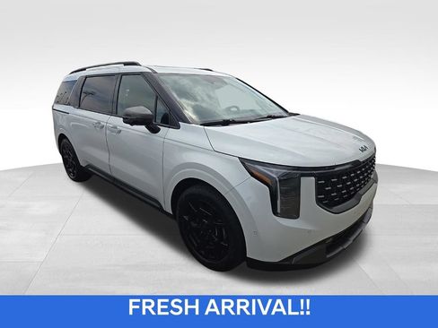 Used 2025 Kia Carnival SX Prestige FWD image 1