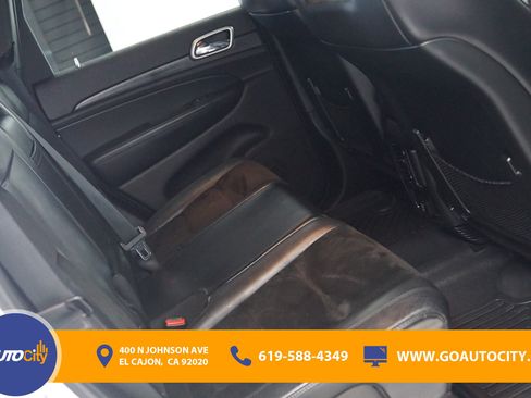 Used 2018 Jeep Grand Cherokee Altitude RWD image 13