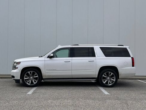 Used 2016 Chevrolet Suburban LTZ AWD/4WD image 2