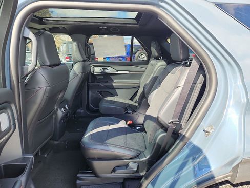 New 2026 Ford Explorer ST w/ Sun And Sound Package image 6