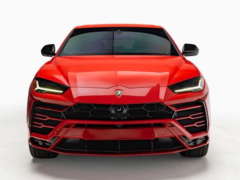 Used 2020 Lamborghini Urus AWD/4WD image 5