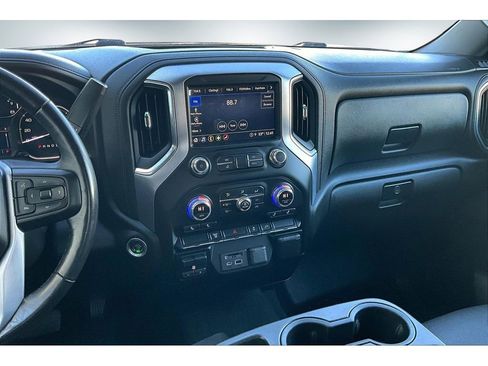 Used 2022 GMC Sierra 2500 SLT image 9