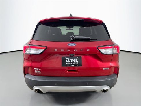 Used 2022 Ford Escape SEL w/ Technology Package AWD/4WD image 12