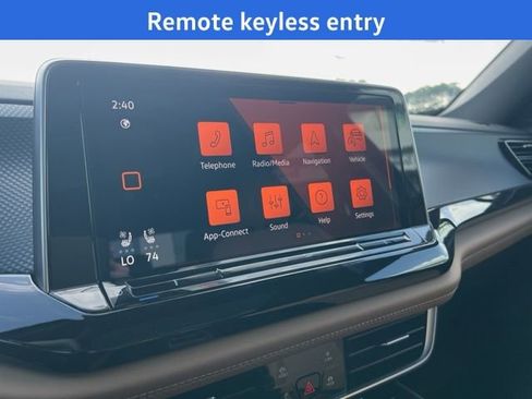 New 2026 Volkswagen Atlas Cross Sport SEL R-Line image 8