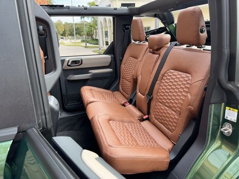 Used 2023 Ford Bronco Wildtrak AWD/4WD image 35