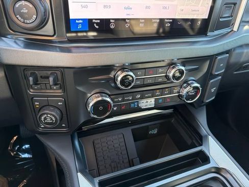 New 2026 Ford F350 Platinum w/ Tremor Off-Road Package AWD/4WD image 20