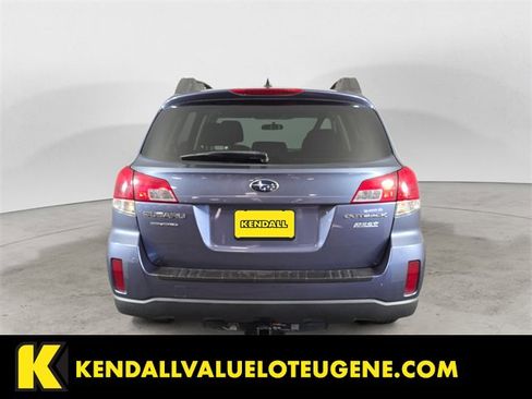 Used 2014 Subaru Outback 2.5i Premium w/ Accessory Value Package (OYY) image 4