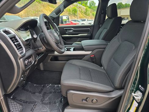 New 2026 RAM 1500 Big Horn AWD/4WD image 4