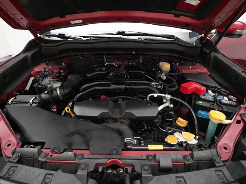 Used 2016 Subaru Forester 2.5i Touring w/ Eyesight & Navigation System image 3