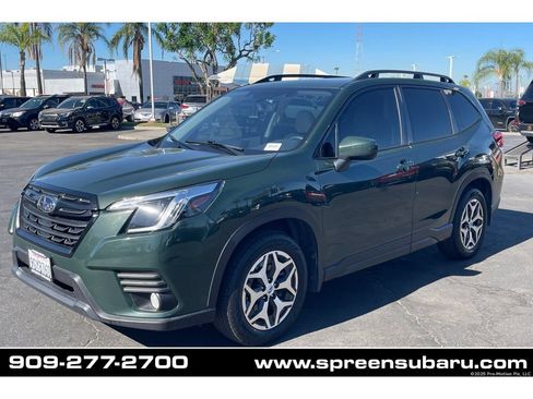 Used 2023 Subaru Forester Premium AWD/4WD image 1