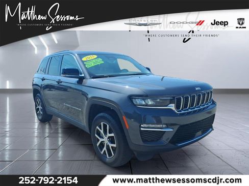 Used 2025 Jeep Grand Cherokee Limited w/ Trailer Tow Package RWD image 1