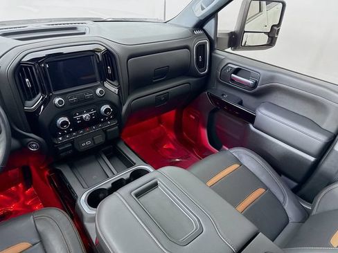 Used 2020 GMC Sierra 2500 AT4 w/ AT4 Premium Package AWD/4WD image 26