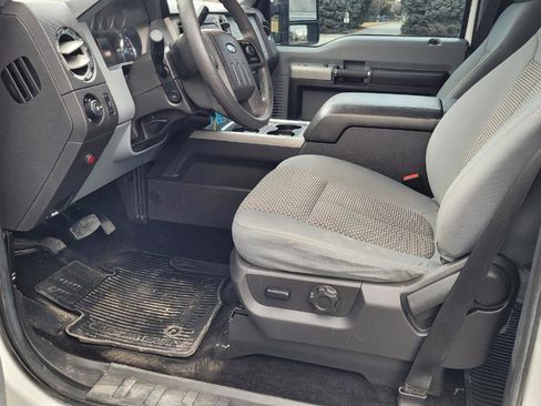 Used 2014 Ford F250 XLT w/ XLT Value Package image 12