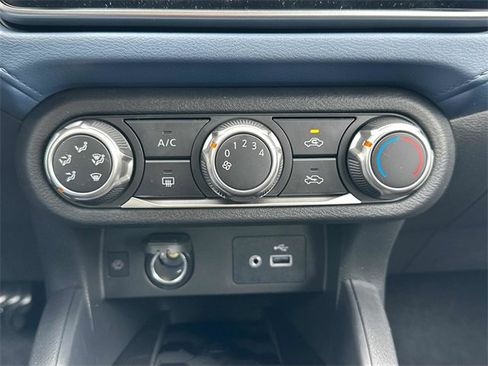 New 2025 Nissan Versa SV w/ Trunk Package image 14