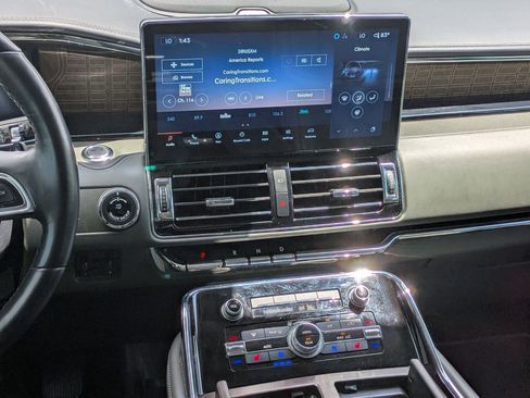 Used 2024 Lincoln Navigator L Black Label image 18