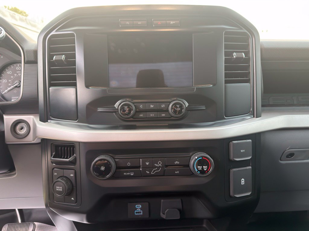 Used 2022 Ford F150 XL w/ Equipment Group 101A High AWD/4WD image 26