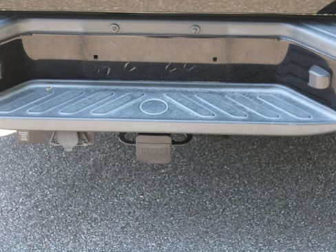 Used 2019 Nissan Frontier SV w/ Value Truck Package RWD image 9