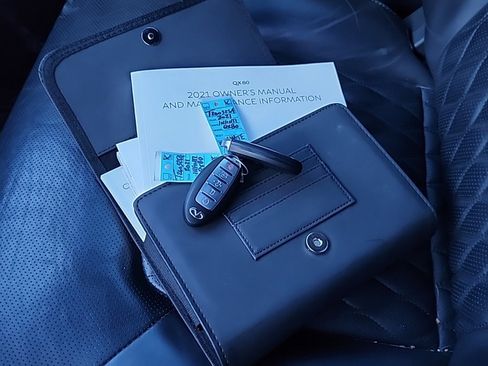 Used 2021 INFINITI QX80 Sensory w/ All-Season Package image 15